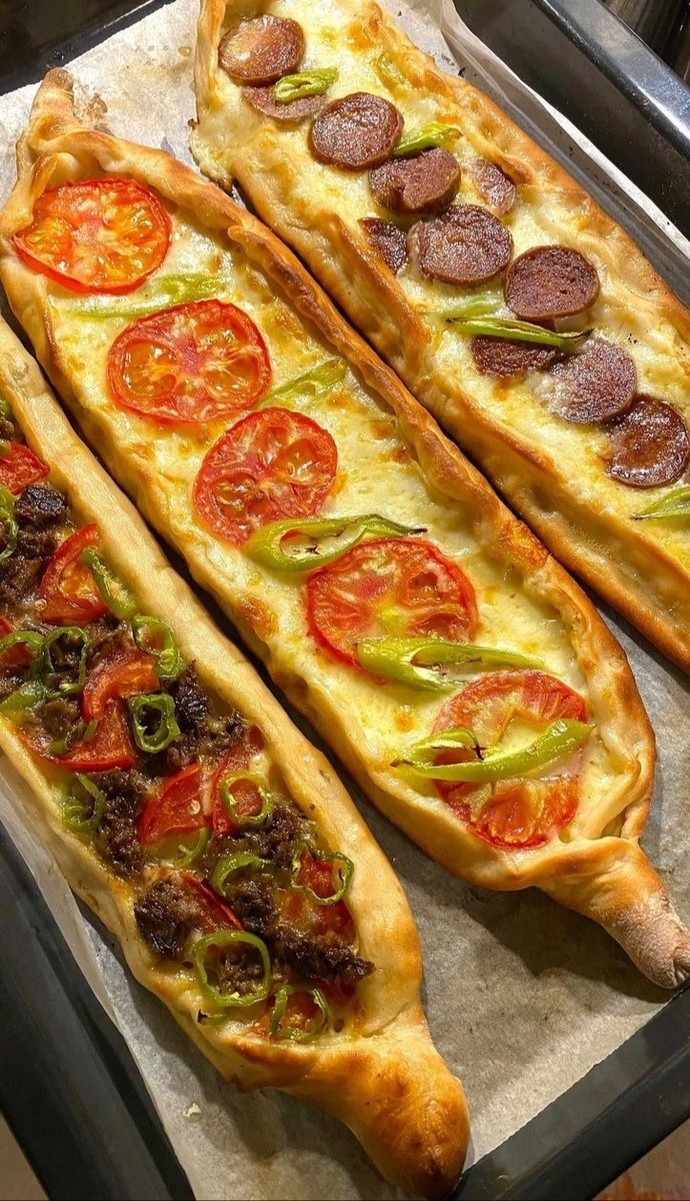 Lahmacun mu yoksa pide mi?