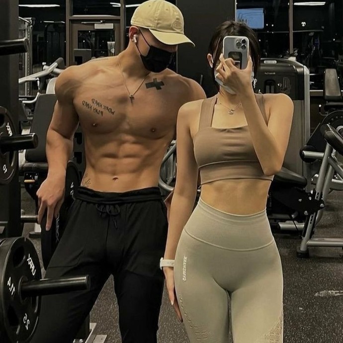 Sevgilinizin spor salonuna gitmesine müsaade eder misiniz?