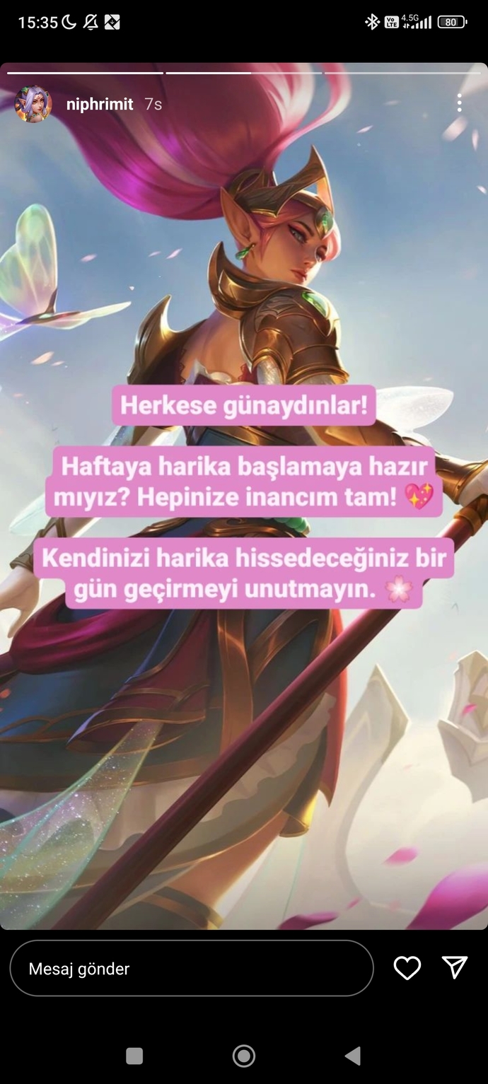 Aşırı pozitif insanları samimiyetsiz ve gıcık bulan tek kişi ben miyim?