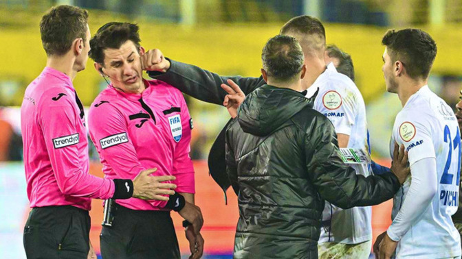 Futbol Kapatılsın mı? Futbola aşık mısın, nefret mi ediyorsun?