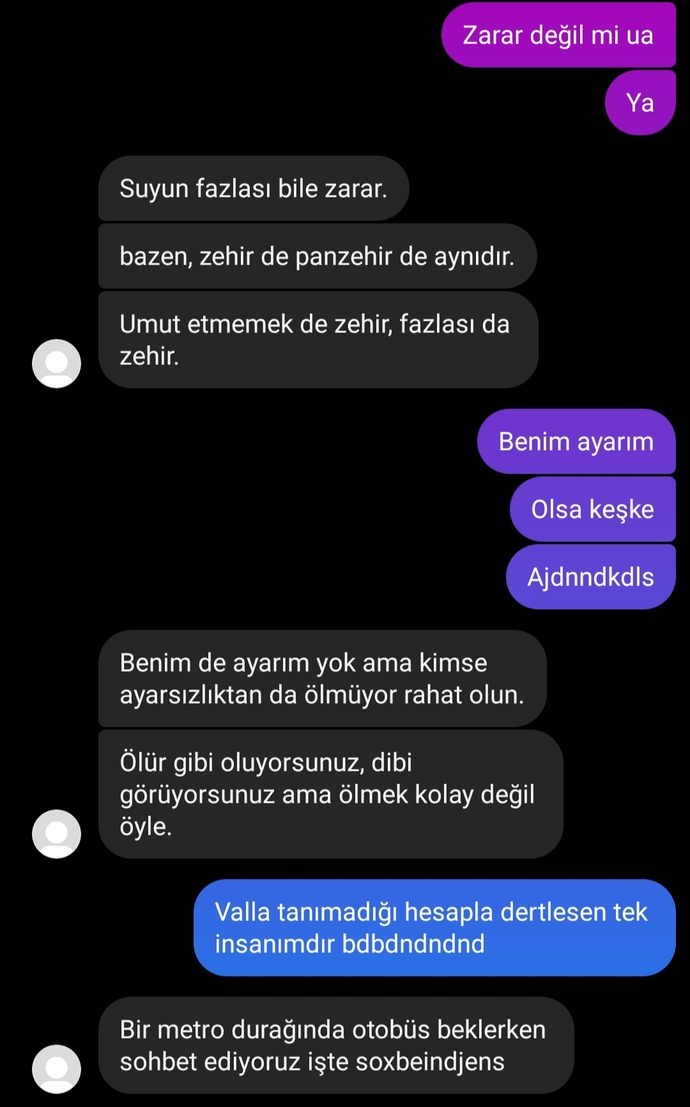 Görseldeki mesajlardan yola çıkarak sizce bu hesap beni tanıyor mudur?