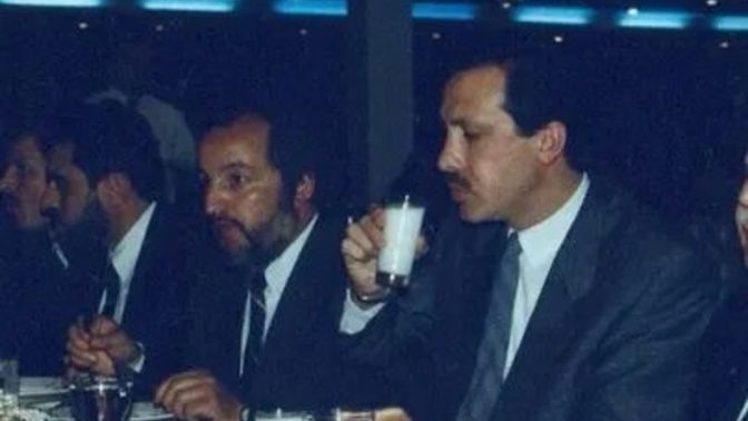 Reyiz 70 yaşına özel bir 70 lik açmışmıdır?