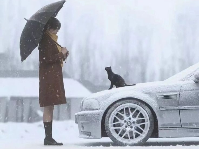 Hayat sizi imkânlarla donatarak, fırsatlarla parlatarak mı mücadele verdirerek, sıranızı bekleterek mi yaşatıyor?