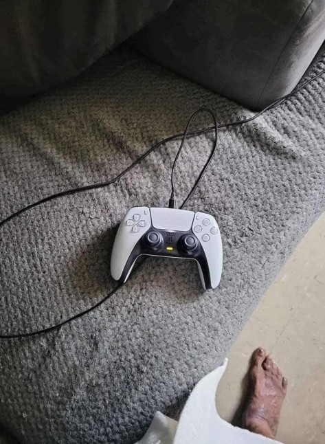 Ps5 kolu aldım alırım bi h. o?