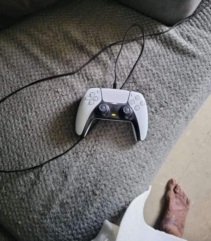 Sonunda ben de aldım Bu kol ile ps4 de oyun oynanır mı?