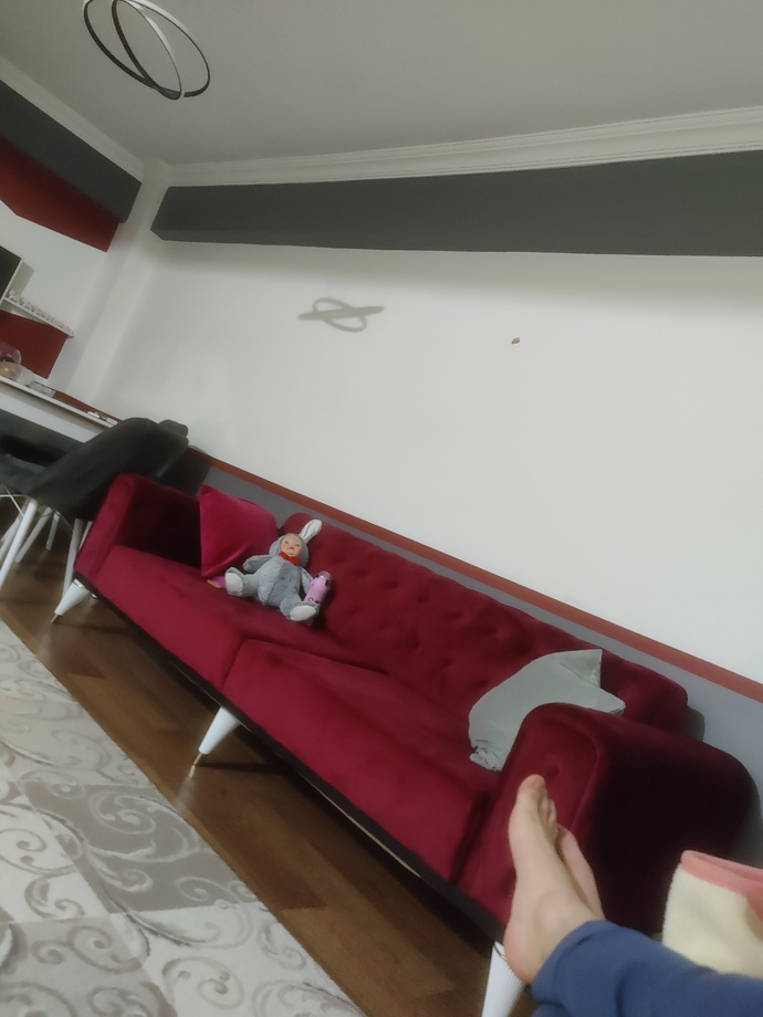 Az önce bu bebek kıpırdadı ?