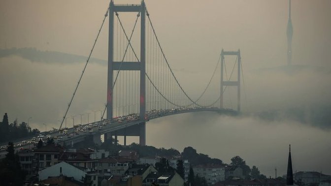 İstanbul güne sisle uyandı, sizin orada havalar nasıl?