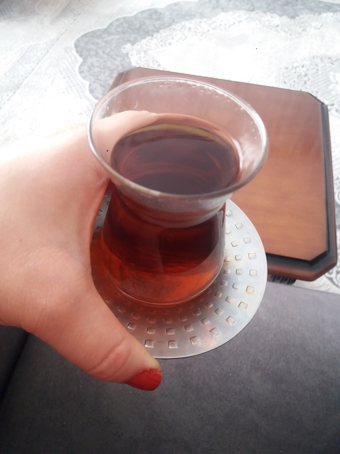 Çay? içmek sabahlari size ne hissettiriyor?