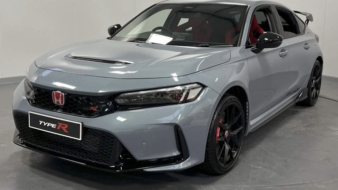Hangi ön çekişli spor hatchback’i tercih ederdiniz?