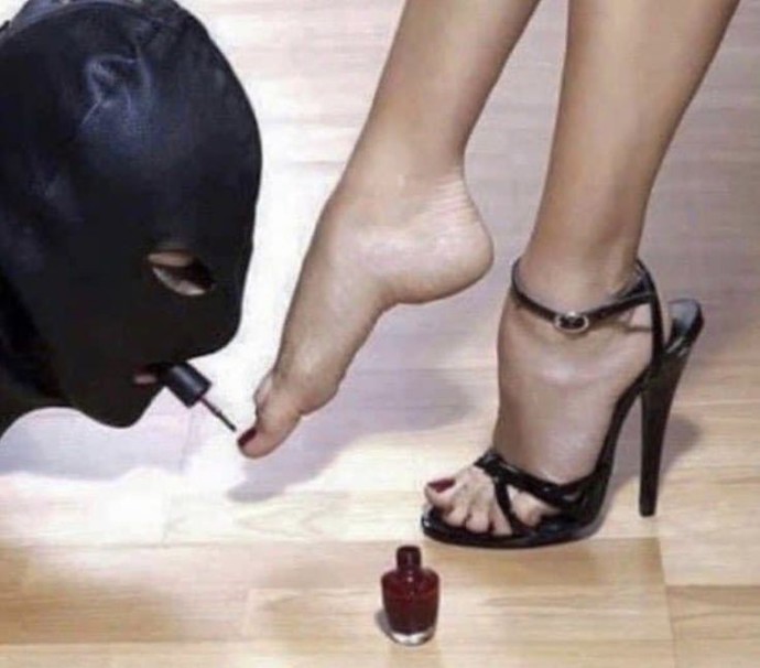 Kadına oje süren erkek aşko kuşko erkek midir?