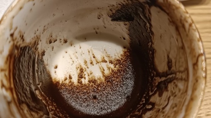 Güzel günleriniz olsun inşallah 🥰 Kahve falını yorumlayacak biri var mı?