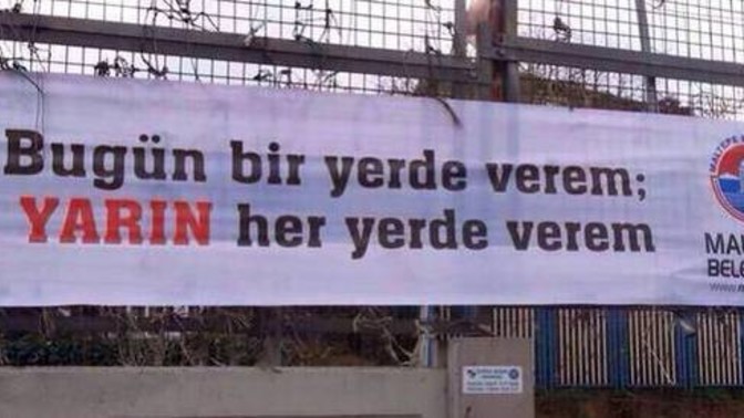 Bu tarz afiş ve görseller gördüğünüzde ne düşünüyorsunuz?