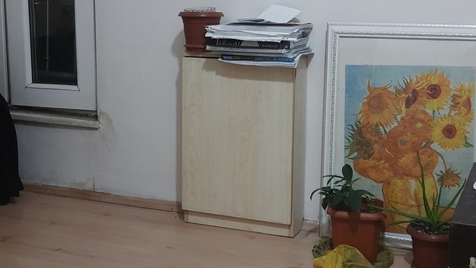 Hepinizin canı sıkkın di mi tek benim değil yani ekmek yoksa pasta yenir mi?