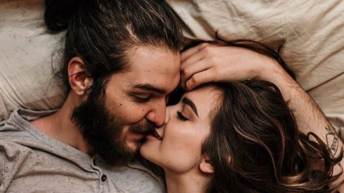 İlişkide zihinsel haz mı, fiziksel haz mı sizi zirveye taşıyabilir?