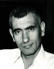 Yılmaz Güney sizce yakışıklı bir adam mıydı?