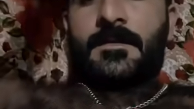 Erkek kişisinin kıllısı mı makbuldür yoksa kılsızı mı?