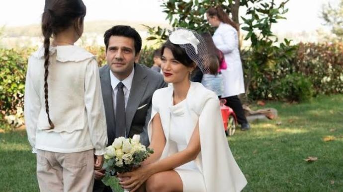 Yargı dizisinin hangi karakteri olduğunu söyleyeyim mi?