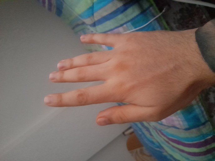 Uzun parmaklar mı, kısa parmaklar mı size hitap eder?