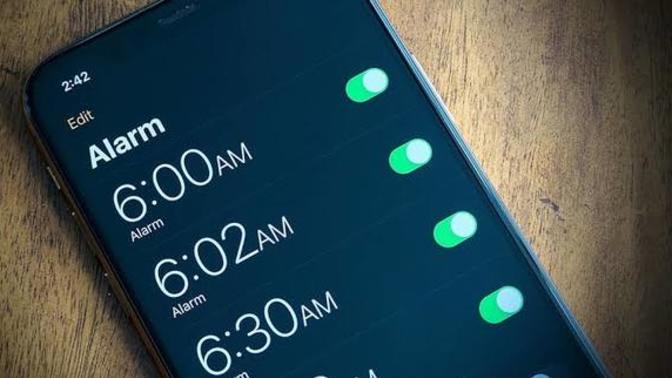 Sabahları kaç tane alarm ile uyanabiliyorsunuz?