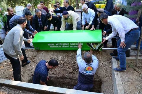 Aslan burcu erkeği nasıl kadınlardan hoşlanır?