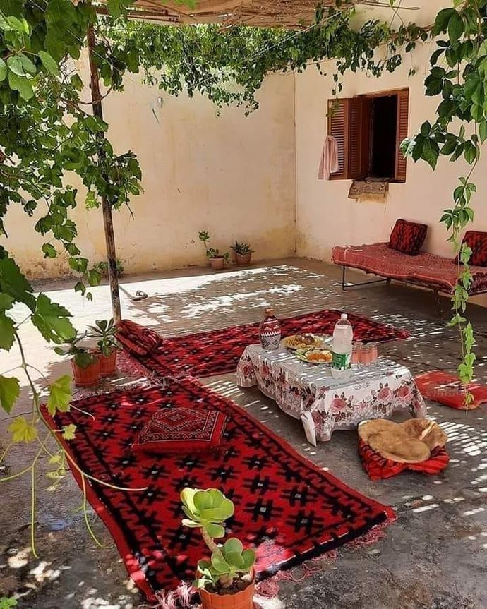 Şöyle bir yerde benimle birlikte ne yemek isterdin?