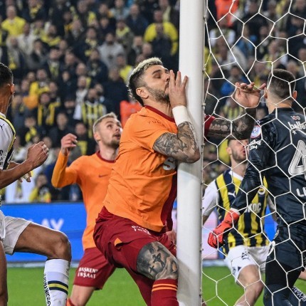 Süper Kupa maçının saati 21:30 olarak değiştirildi. Siz derbide hangi takımı destekliyorsunuz?