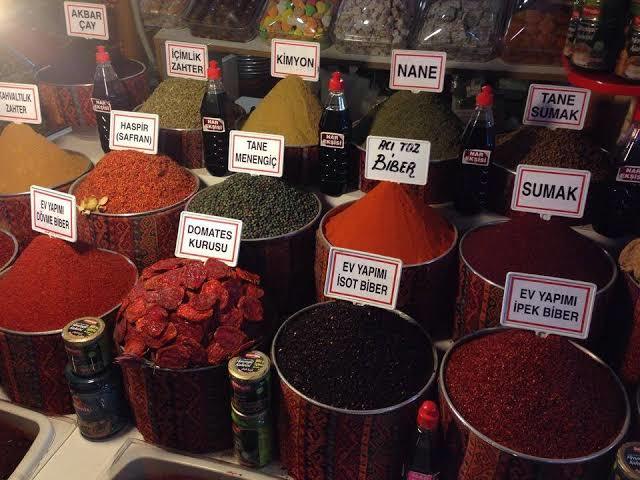 Yemek yaparken en çok hangi baharatları kullanır sınız?