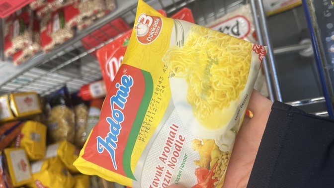 Indomie noodle güzel mi, hiç yemedim?