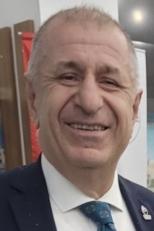 Mülteci birisiyle arkadaşlık kurar misinz?