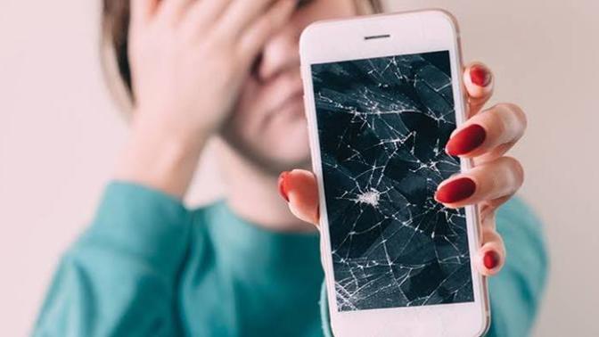Cep telefonunuzun ekranı kırıldı mı? O an neler hissettiniz?