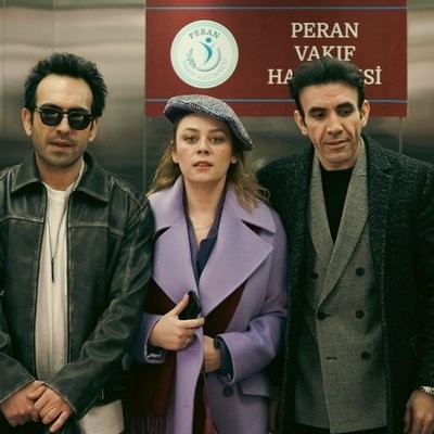Okumuş kariyer sahibi biri, okumayan biriyle olur mu?