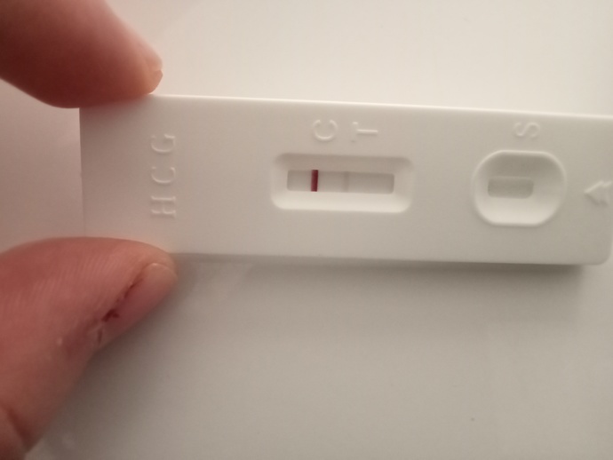 Bu testi bugün denedim? Pozitif mi?