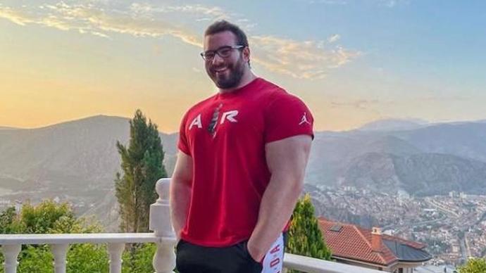 Diyetteyken dışarı çıkınca, herkes lahmacun gömerken sen ne yaparsın?