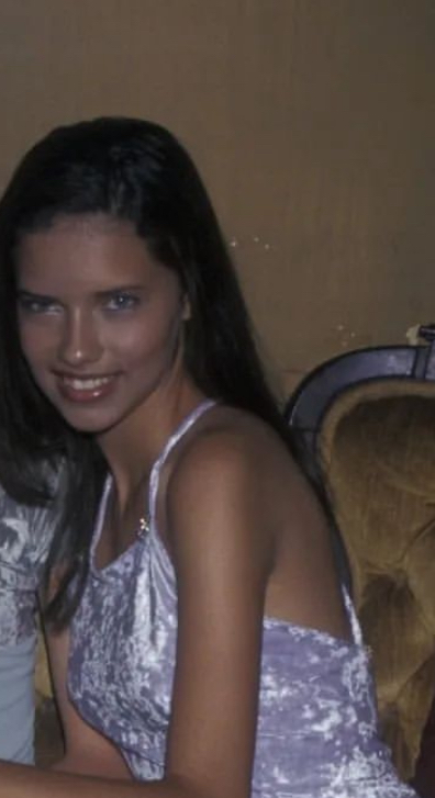 Adriana lima gerçekten çok mu güzel?