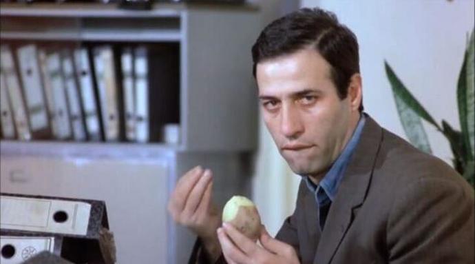 Her gün evden yemek getirmek varoşluk mu?