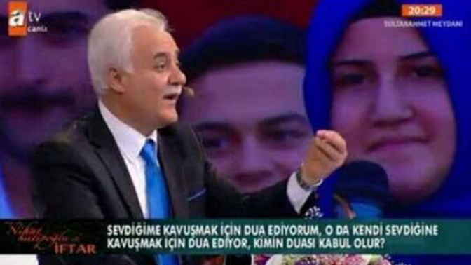 Sevdiğin ama açılamadığın kişinin başka birini sevdiğini öğrensen ne yapardın?