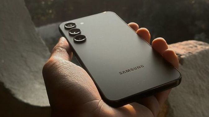 S24 Galaxy Ultra almayı düşünüyorum. Kullanan var mı, nasıl sizce?