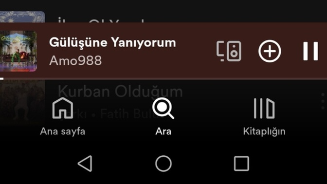 Eski sevgilim bu şarkıyı paylaşmış sizce başkası mu var hayatında?