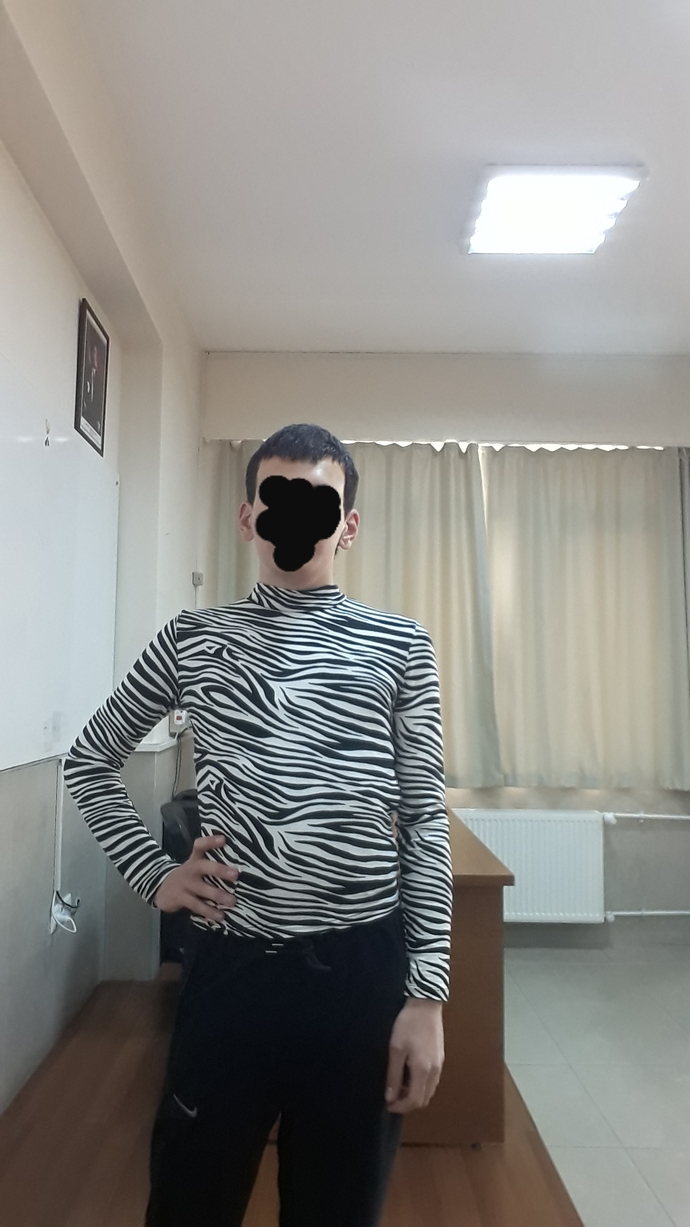 Zebra desenli bluzum nasil asklar?