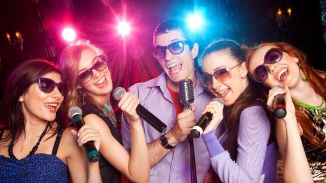 Karaoke yarışması yapılsa hangi şarkıyı söylemek isterdin?