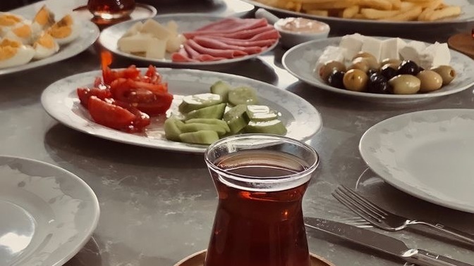 Sabah kahvaltılarınızda görmekten mutluluk duyduğunuz tabak nedir?