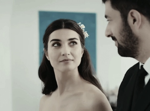 Sana Aşkla bakanın değerini biliyor musun?