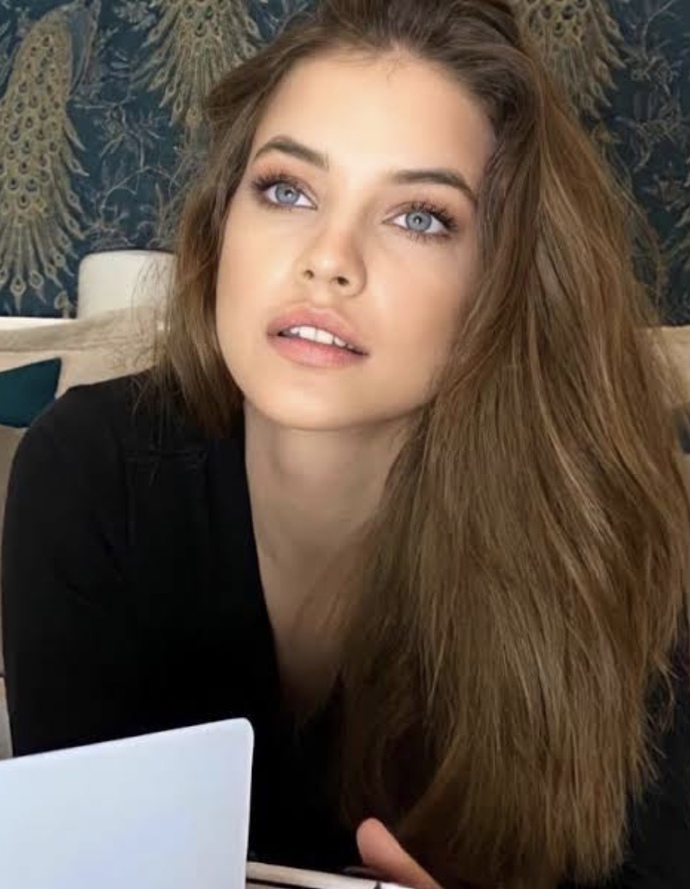 Barbara Palvin güzel mi sizce nasıl?