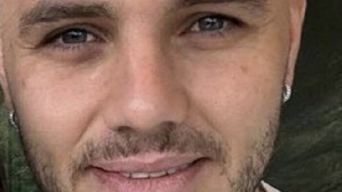 Saçını pembeye boyatan erkekler çok havalı, değil mi?