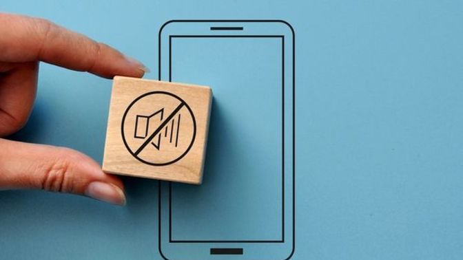 Telefonunuzu sessizde mi kullanırsınız yoksa sesi daima açık mıdır?