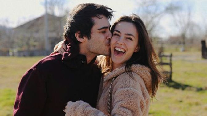 Bir ilişkinin olmazsa olmazı nedir 😍?