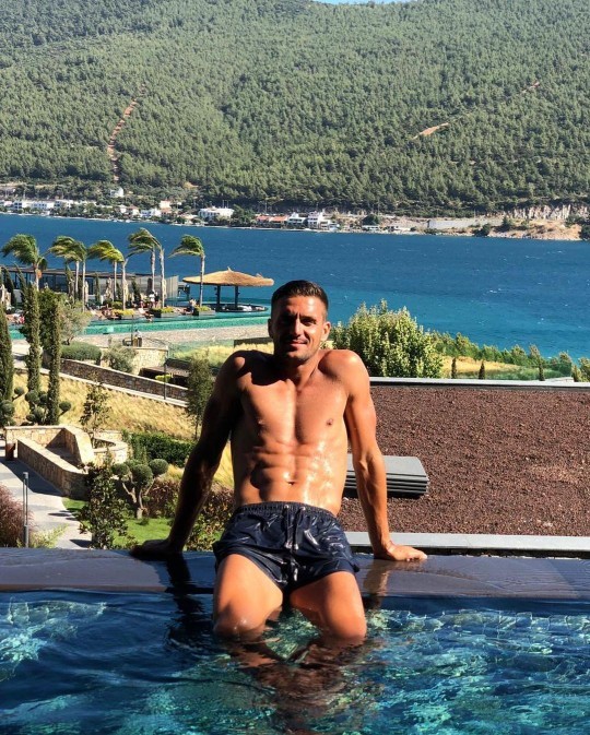 Kızlar tadic mi ziyech mi?