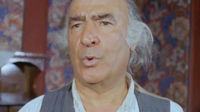 Yeşilçam'da en iyi baba rolünü hangi rahmetli oynamıştır?