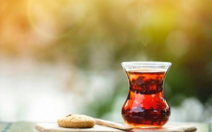 Çayınızı demli mi açık mı i̇çersiniz?