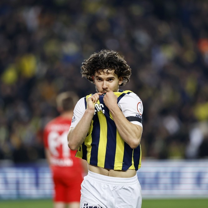 Nasıl bir erkeğe aşık olursunuz?